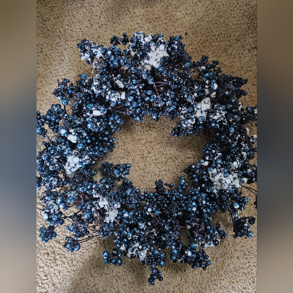 Blueberry 🫐 frosted Snow Wreath ❄️